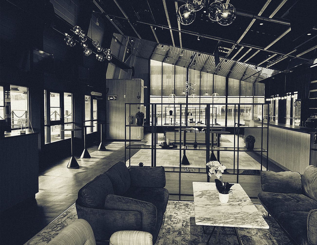 First Lounge Helsinki Halli